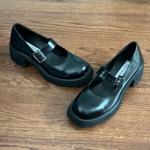 Steve Madden Black Platform Mary Jane Shoes Size 9